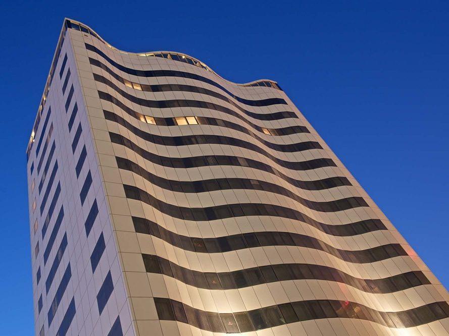 The Royal Riviera Hotel Doha Exterior photo