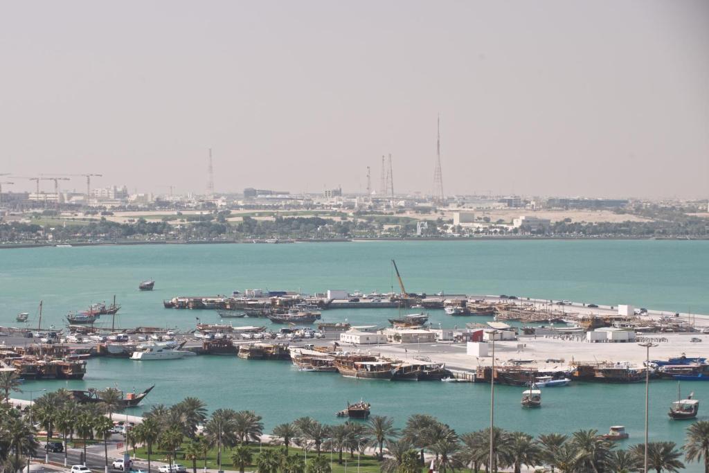 The Royal Riviera Hotel Doha Exterior photo
